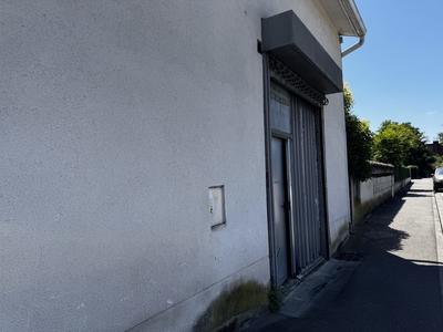 Local commercial - 124 m²