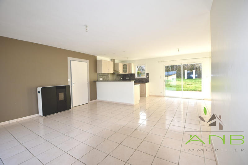 Maison - 90 m² - 4 pièces