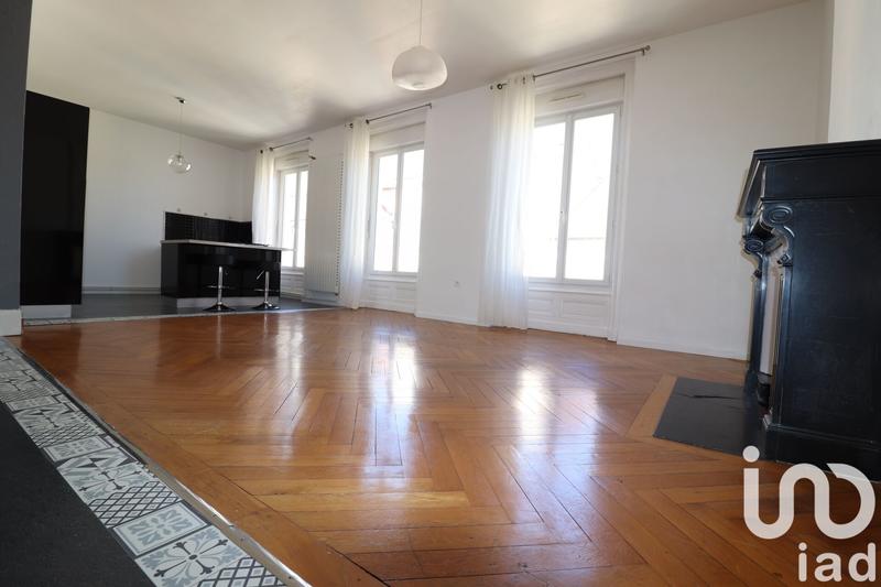 Appartement - 120 m² - 5 pièces