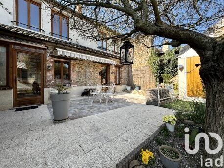 Maison - 176 m² - 6 pièces