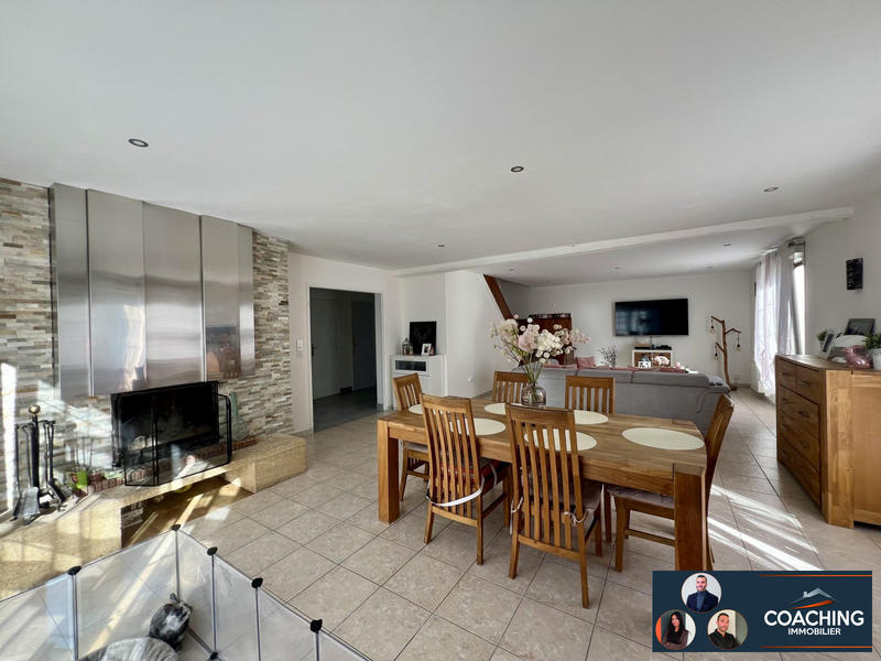 Maison - 160 m² - 5 pièces