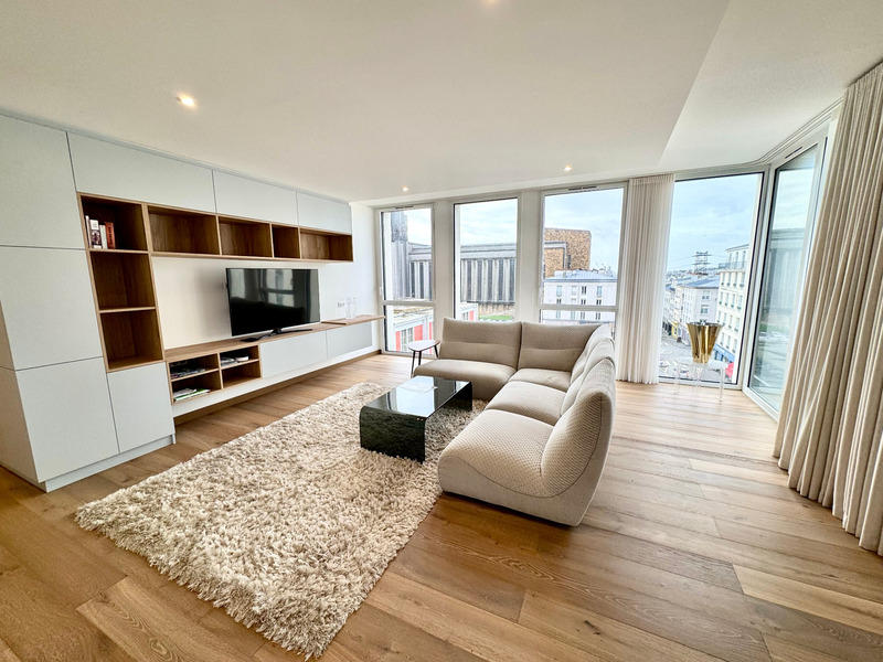 Appartement - 118 m² - 7 pièces