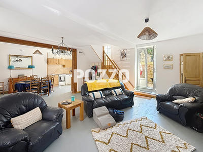 Maison - 120 m² - 5 pièces