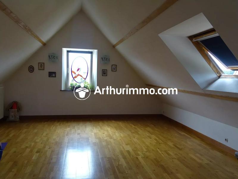 Maison - 180 m² - 6 pièces