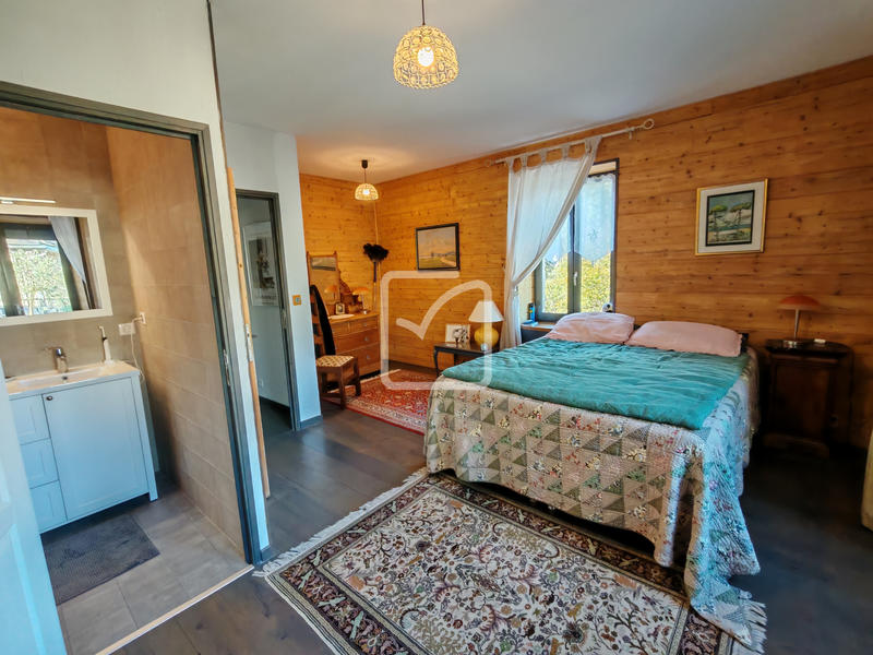 Maison - 190 m² - 5 pièces