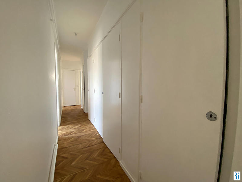 Appartement - 104 m² - 4 pièces