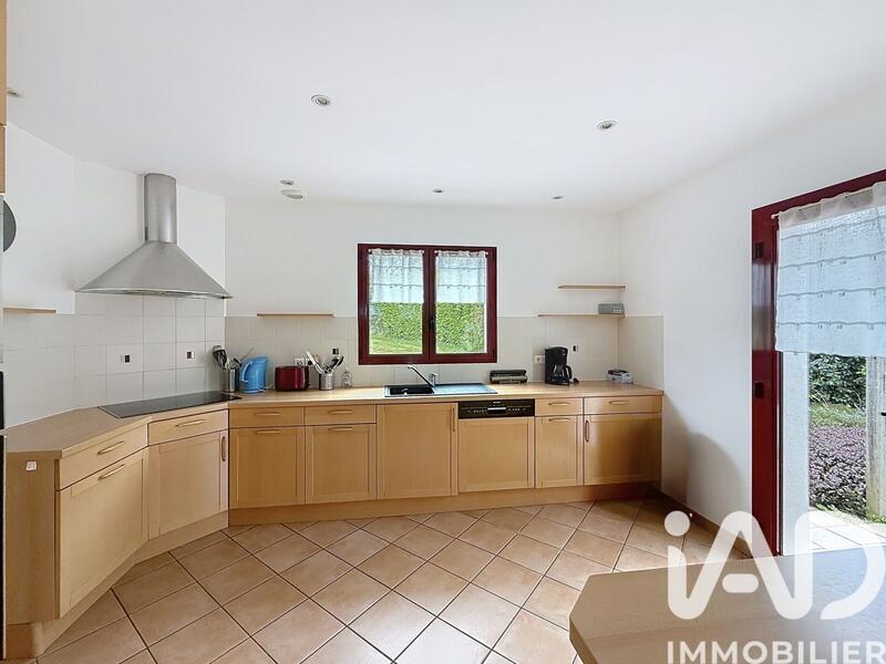 Maison - 159 m² - 7 pièces