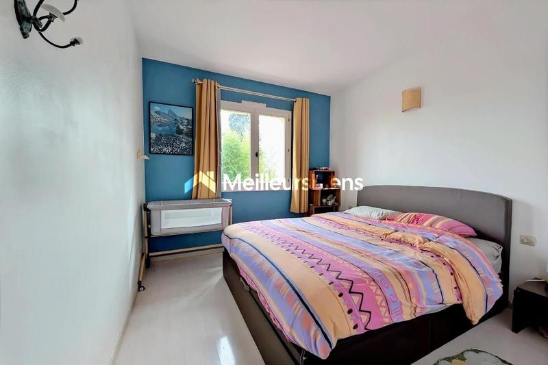 Maison - 102 m² - 6 pièces