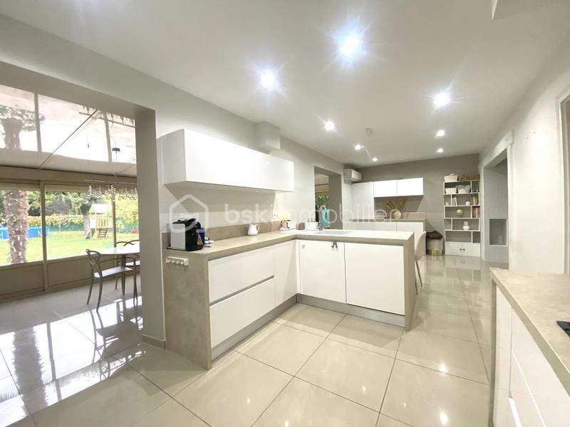 Pavillon - 155 m² - 7 pièces