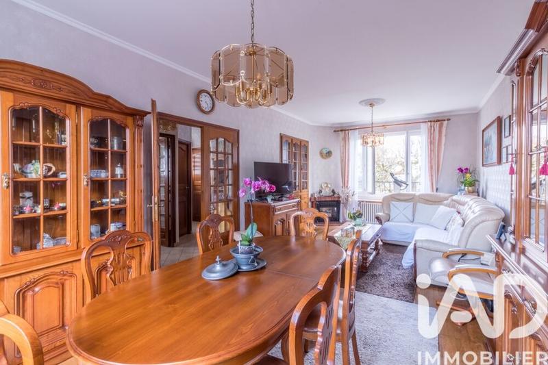 Maison - 95 m² - 5 pièces