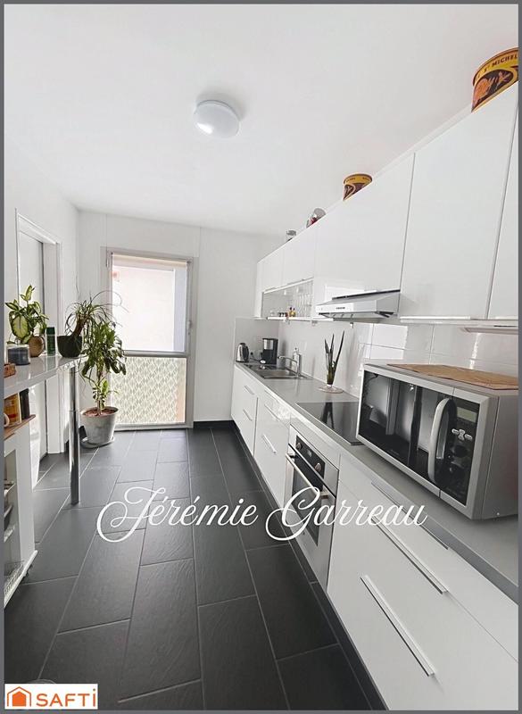 Appartement - 86 m² - 3 pièces