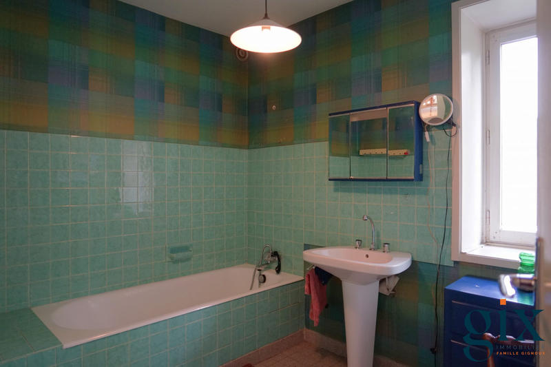 Maison - 179 m² - 7 pièces