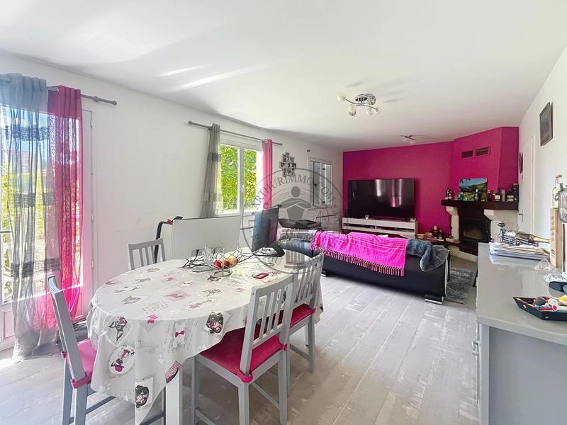 Maison - 143 m² - 7 pièces