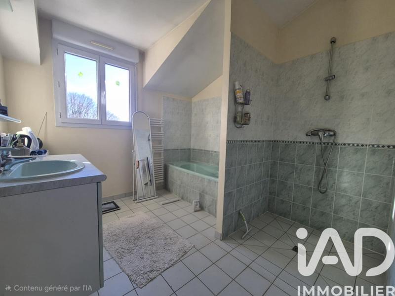 Maison - 189 m² - 8 pièces