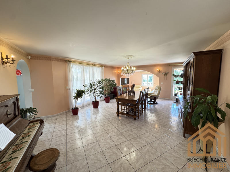 Maison - 155 m² - 5 pièces