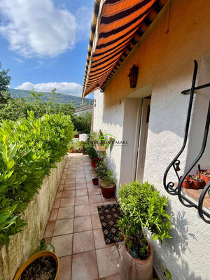 Appartement - 75 m² - 3 pièces