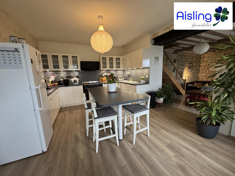 Maison ancienne - 160 m² - 5 pièces