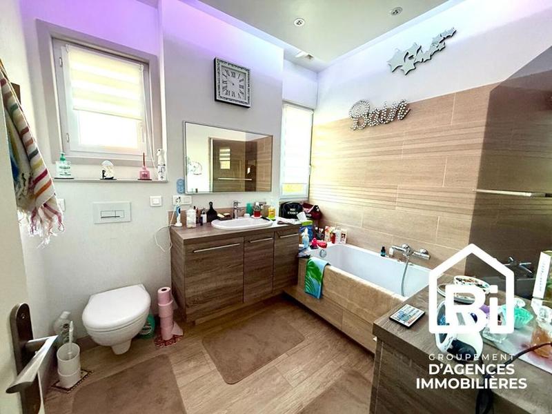 Maison en pierre - 100 m² - 4 pièces