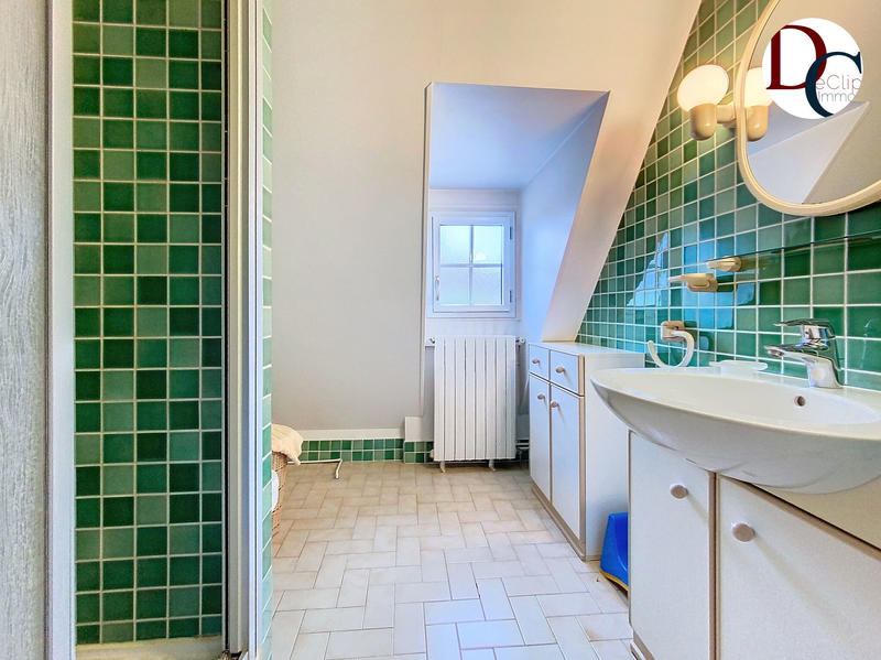 Maison - 193 m² - 7 pièces