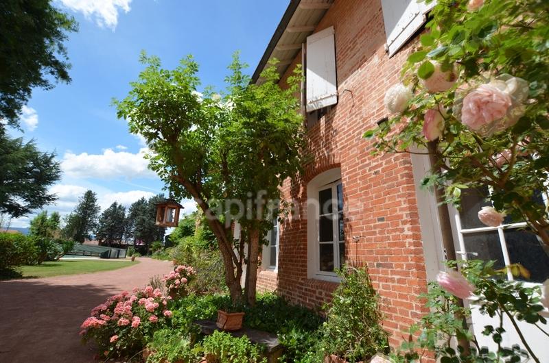 Maison bourgeoise - 395 m² - 11 pièces