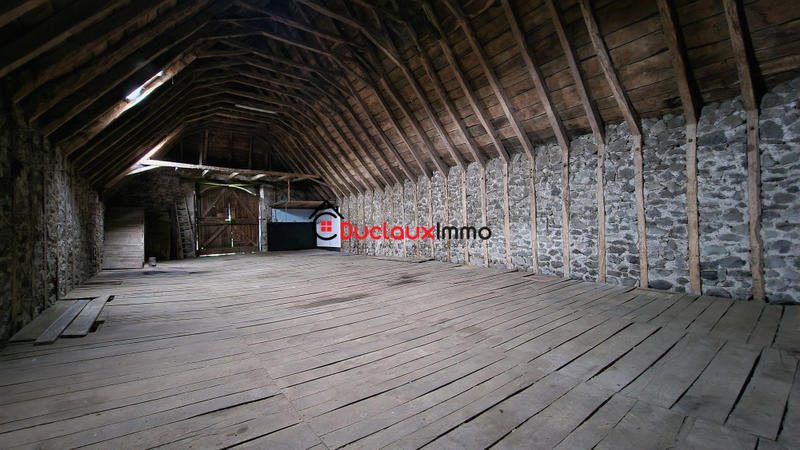 Maison - 167 m² - 6 pièces