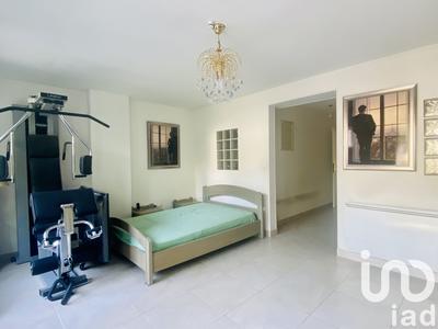 Maison - 207 m² - 5 pièces