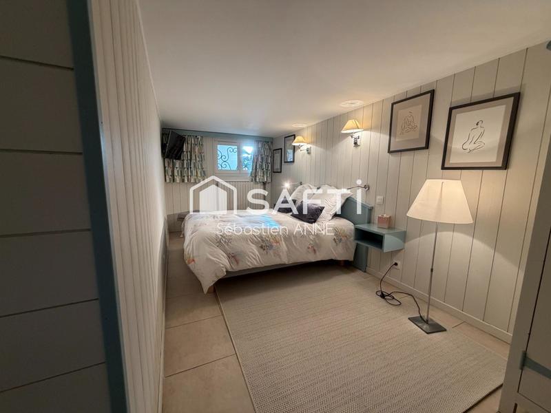 Maison - 165 m² - 6 pièces