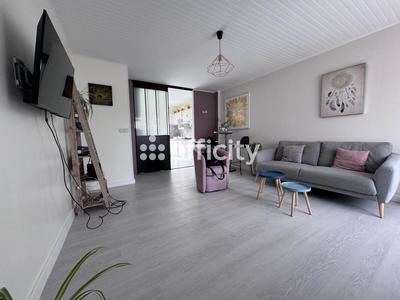 Maison - 62 m² - 3 pièces