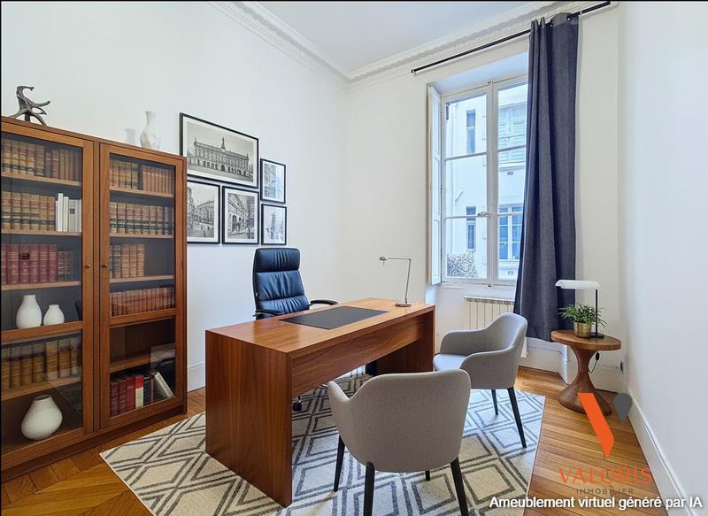 Appartement - 170 m² - 6 pièces