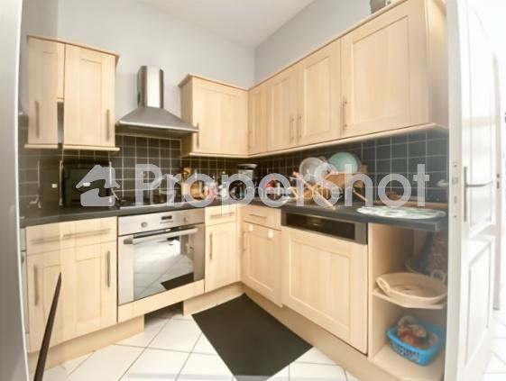 Maison - 83 m² - 6 pièces