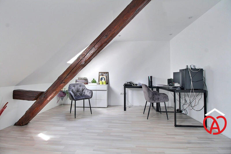 Maison - 143 m² - 7 pièces