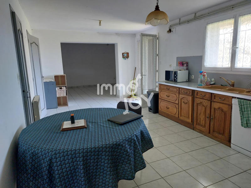 Maison - 186 m² - 6 pièces