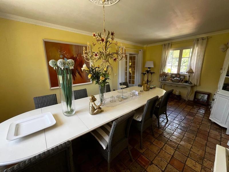 Maison - 140 m² - 6 pièces