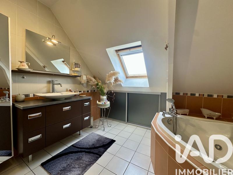 Maison - 156 m² - 7 pièces