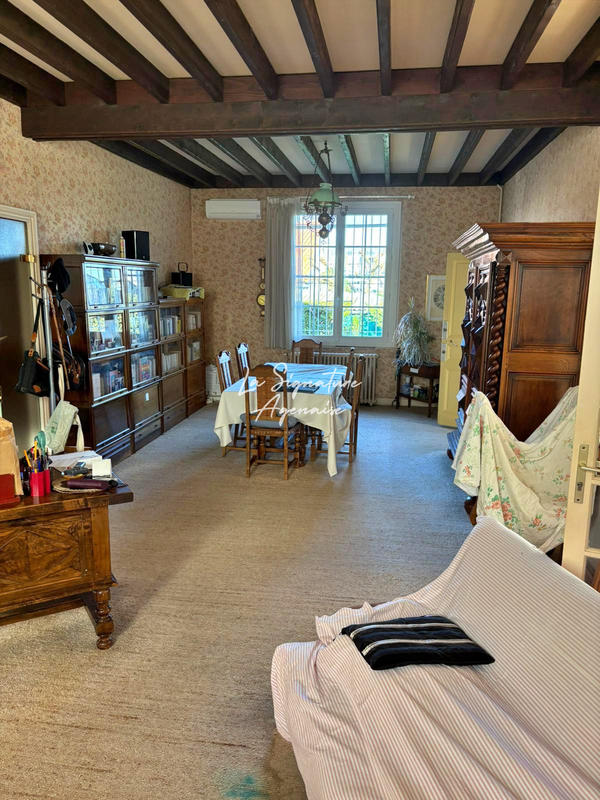 Maison - 185 m² - 6 pièces