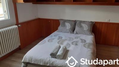 Chambre - 11 m² - 1 pièce