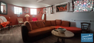 Villa - 262 m² - 10 pièces