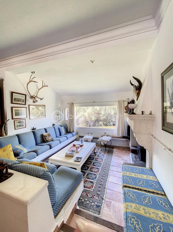 Mas - 382 m² - 13 pièces