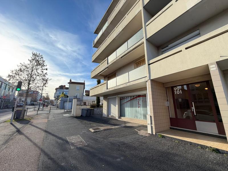 Appartement - 92 m² - 5 pièces