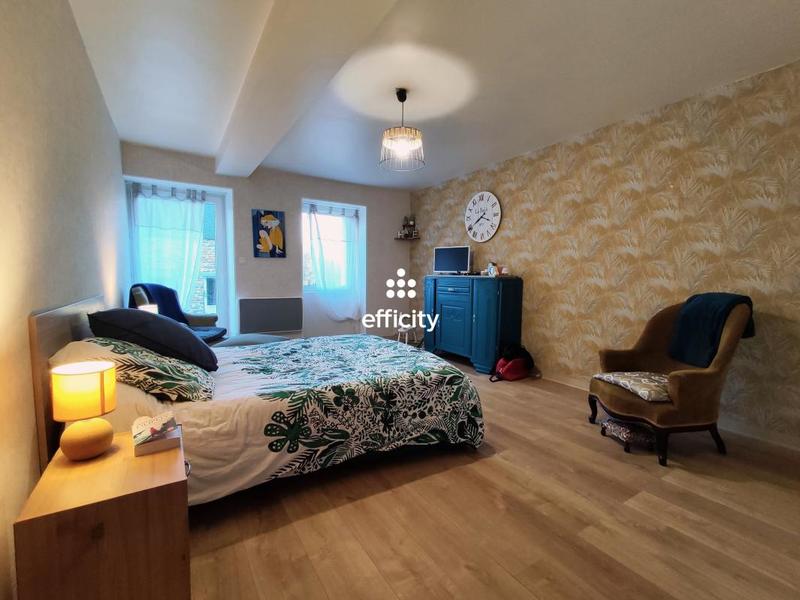 Maison - 96 m² - 4 pièces