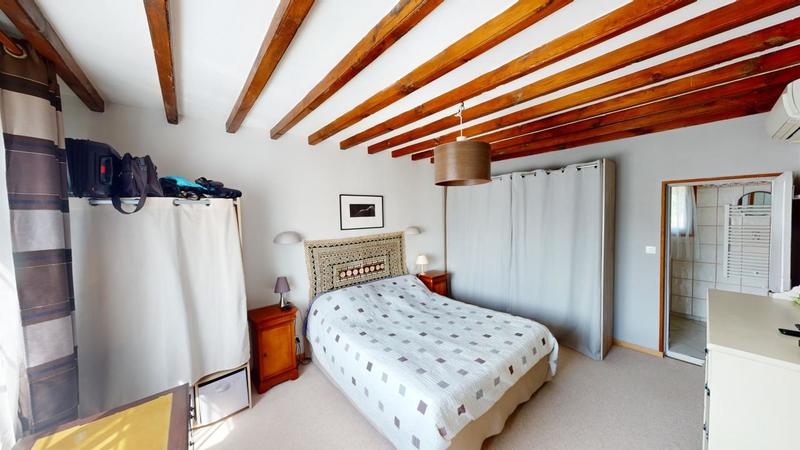 Longère - 193 m² - 11 pièces