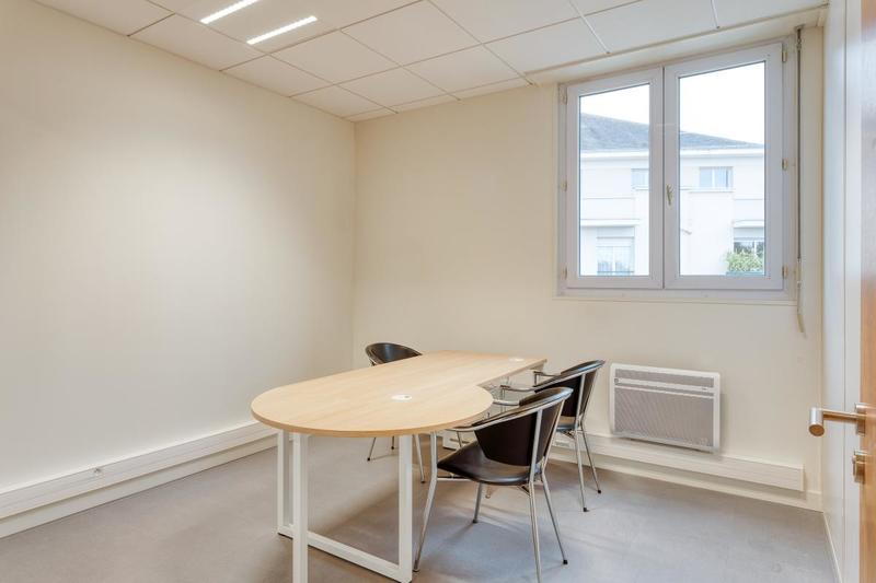 Bureau - 12 m²
