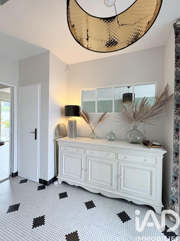 Maison - 193 m² - 7 pièces