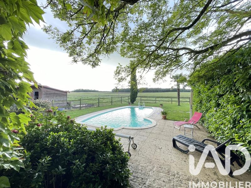 Maison - 111 m² - 5 pièces