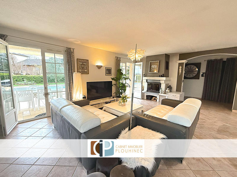 Maison - 175 m² - 7 pièces