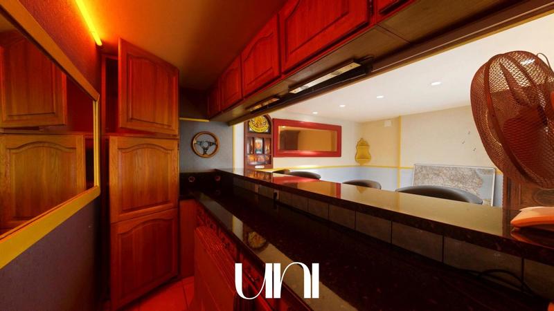 Maison - 192 m² - 8 pièces