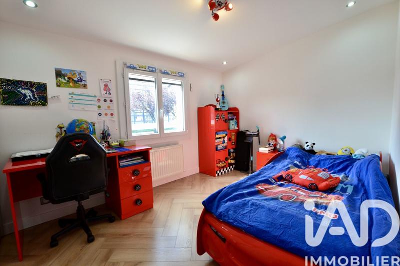 Maison - 90 m² - 6 pièces