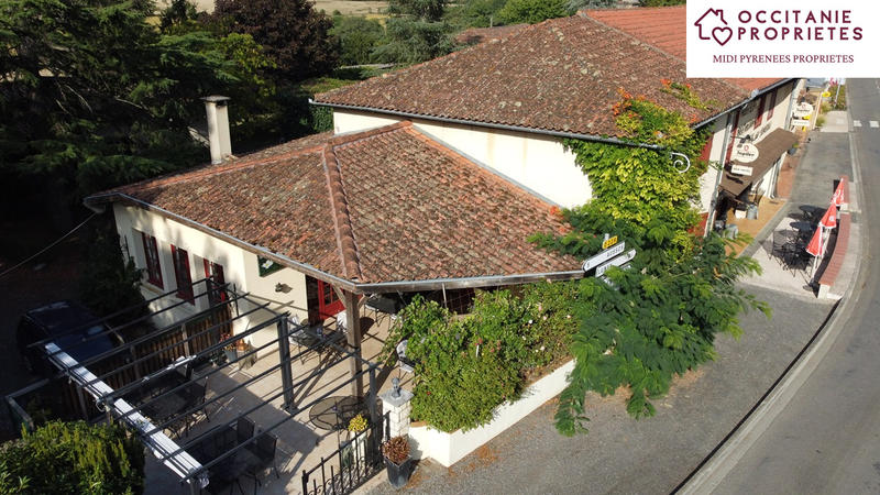 Propriété - 600 m² - 14 pièces