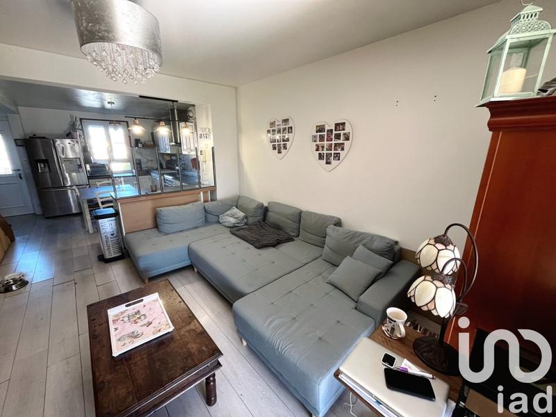 Maison - 99 m² - 6 pièces