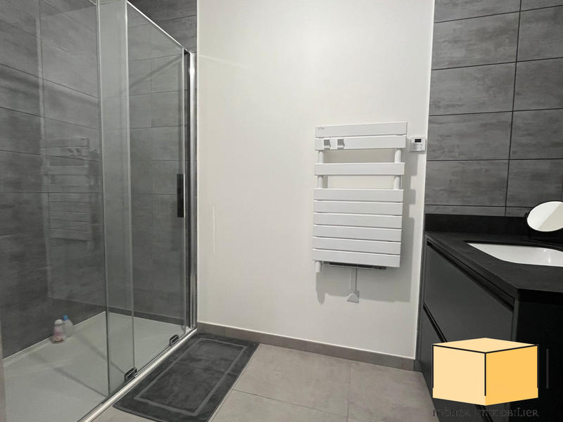 Appartement - 67 m² - 3 pièces